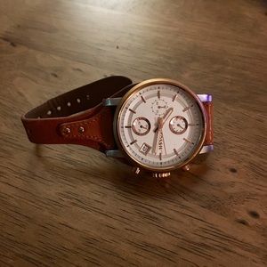 Women’s Leather Fossil Watch